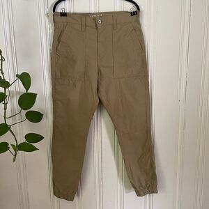 Signature by Levi Strauss Gold Label Men’s Khaki Joggers Pants Size 33x29